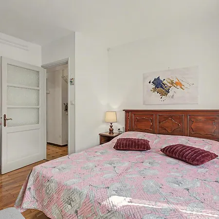 아파트 A Casa Di Zio Zeffy *