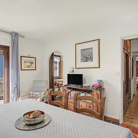 A Casa Di Zio Zeffy * 샤티옹